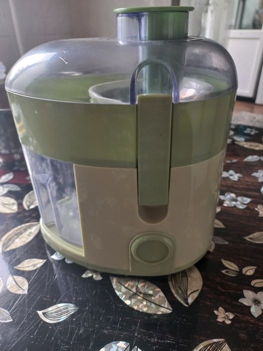 Продам соковыжималка