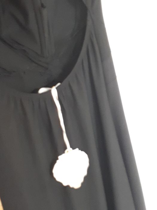 Продам Платье  5000т