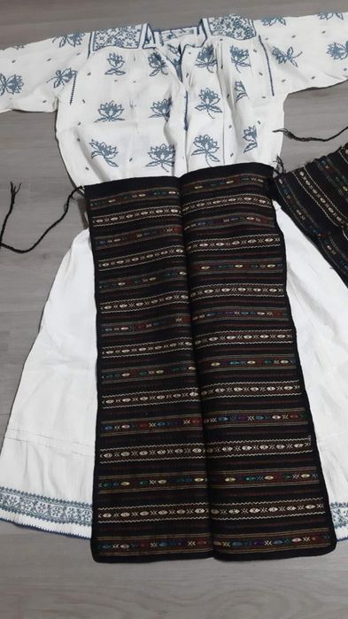 Costum popular vechi