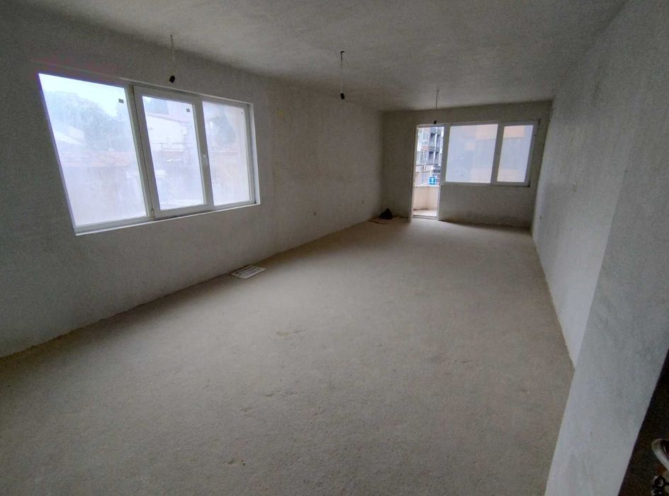 Продава се Двустаен апартамент в Варна, Колхозен пазар - 80 кв.м за 1874 €/кв.м - Снимка #7