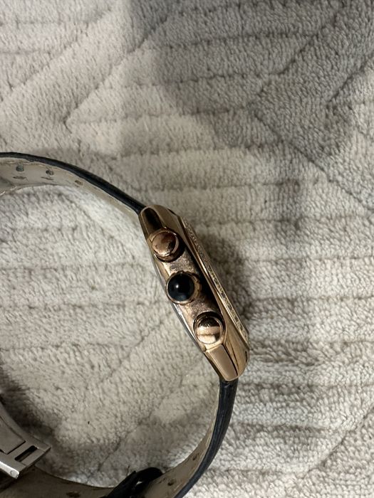 Часы наручные женские