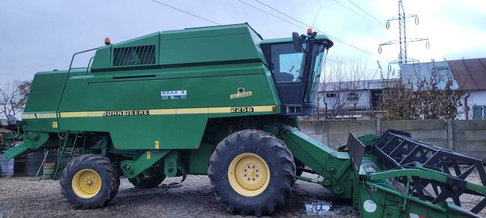 Piese combine John Deere