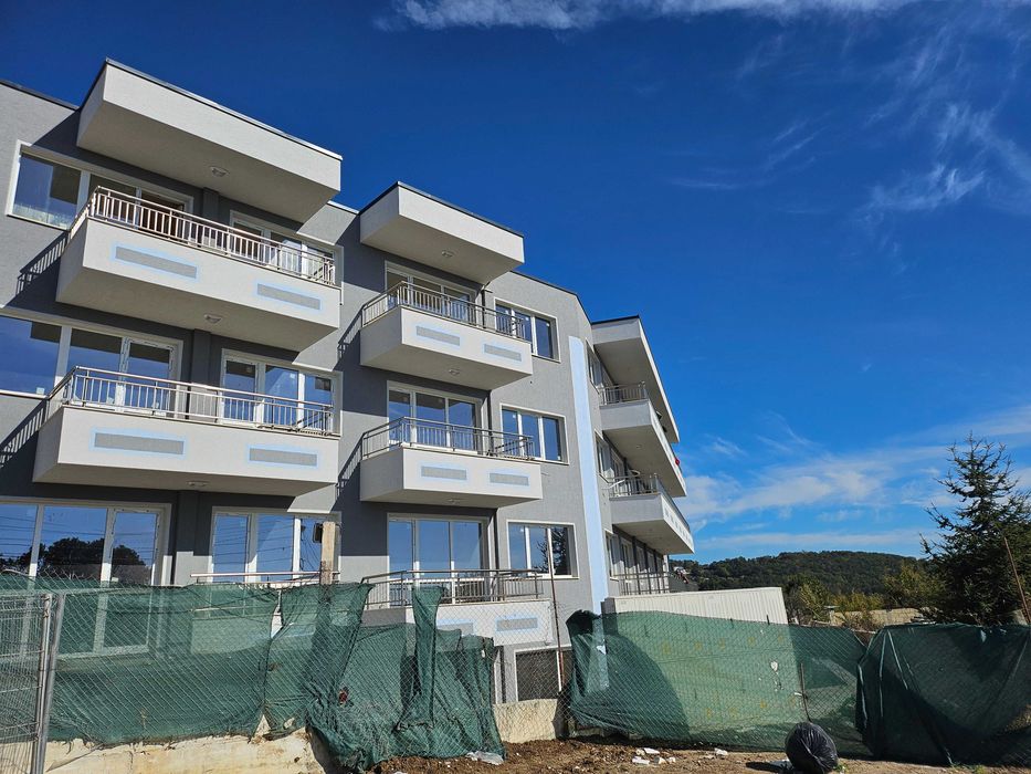 Продава се Едностаен апартамент в Варна, Виница - 30 кв.м за 1907 €/кв.м - Снимка #1