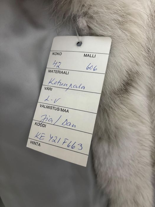 Haină de lux din blană naturală de vulpe finlandeză (J. Valtonen Oy) – Mărimea 42