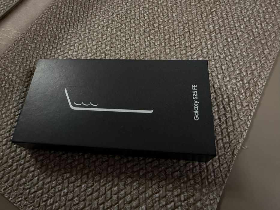 *Запечатан* Samsung Galaxy S25FE / 256 GB / JetBlack