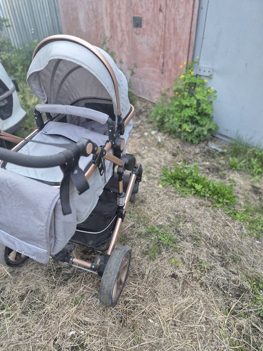 Коляска детская с автолюлькой