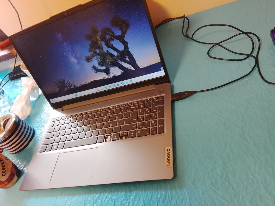 Vând setup gaming laptop lenovo