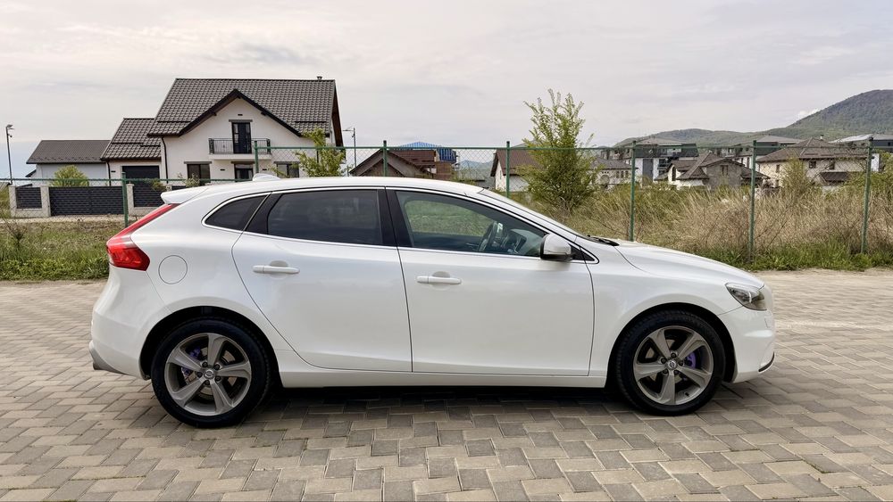 Volvo V40 2.0, 2016