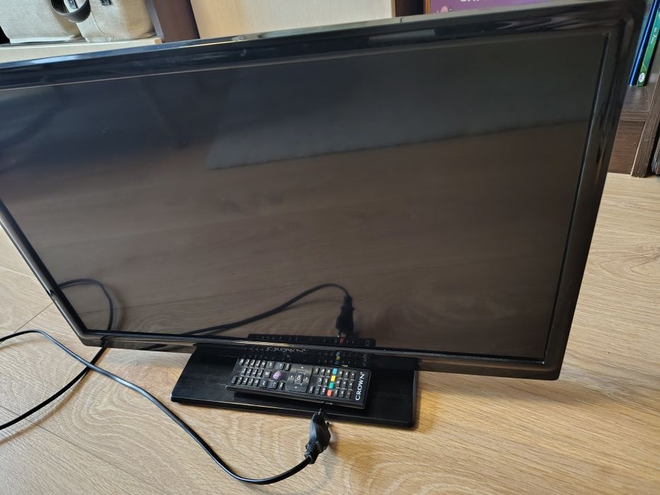 LED TV Crown 24"