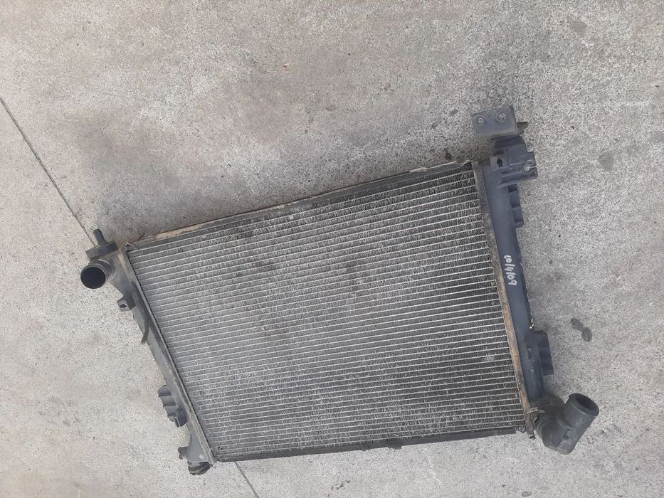 radiator apa   hyundai i20 1.2b