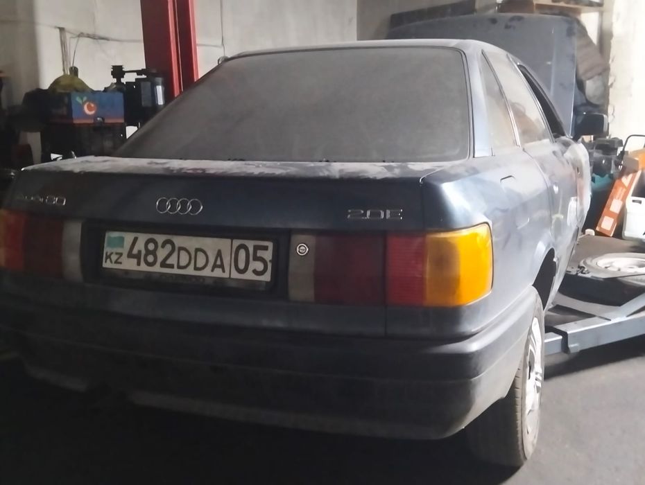 Ауди на разбор б3 на автомате