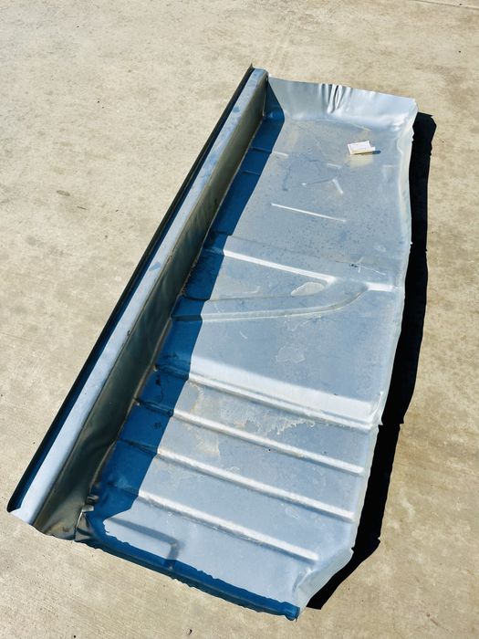 Mercedes Ляв под за W114/W115