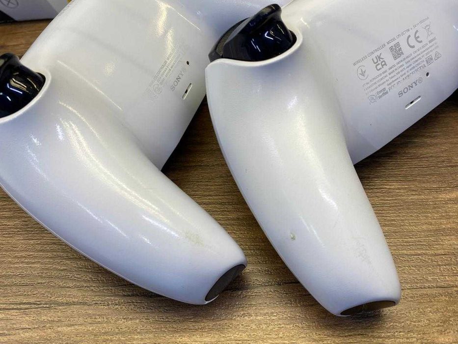 PS5 Slim на Гарантии 2 Геймпада 1Tb SSD Около 50 Игр