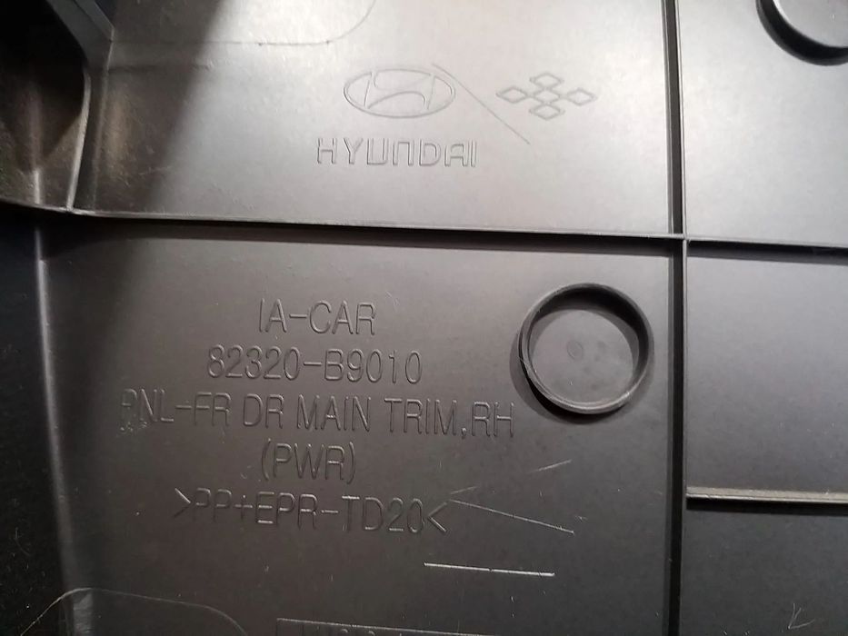 Fata tapiterie usa dreapta fata hyundai i10 ba ia 82320b9010