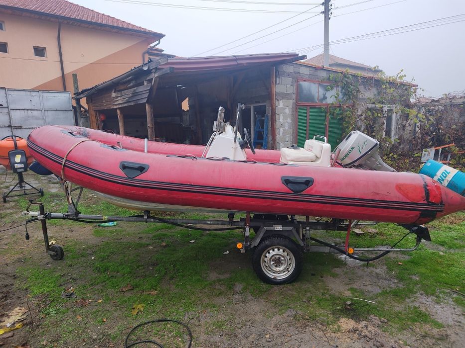 Лодка риб/RIB 5м. с колесар