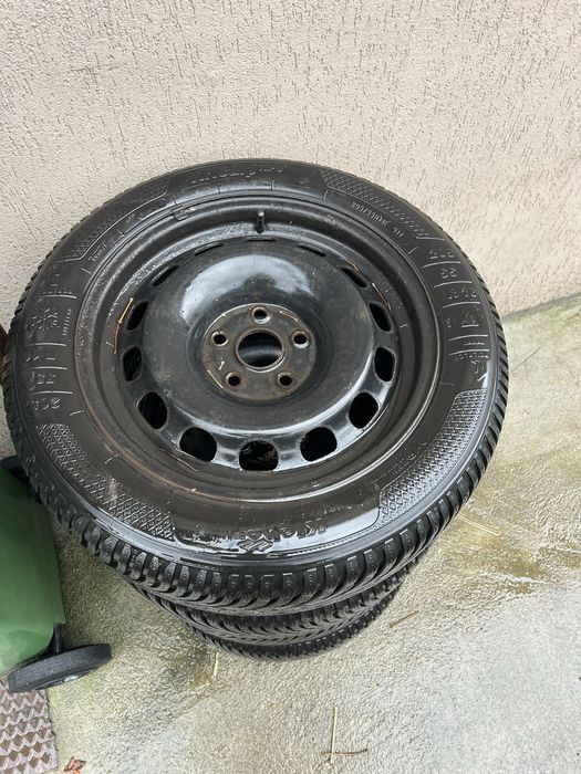 Гуми с джанти 16 VW-Group