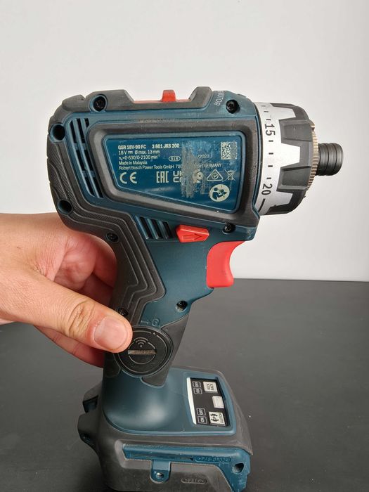 Masina de gaurit si insurubat Bosch GSR 18V-90 FC