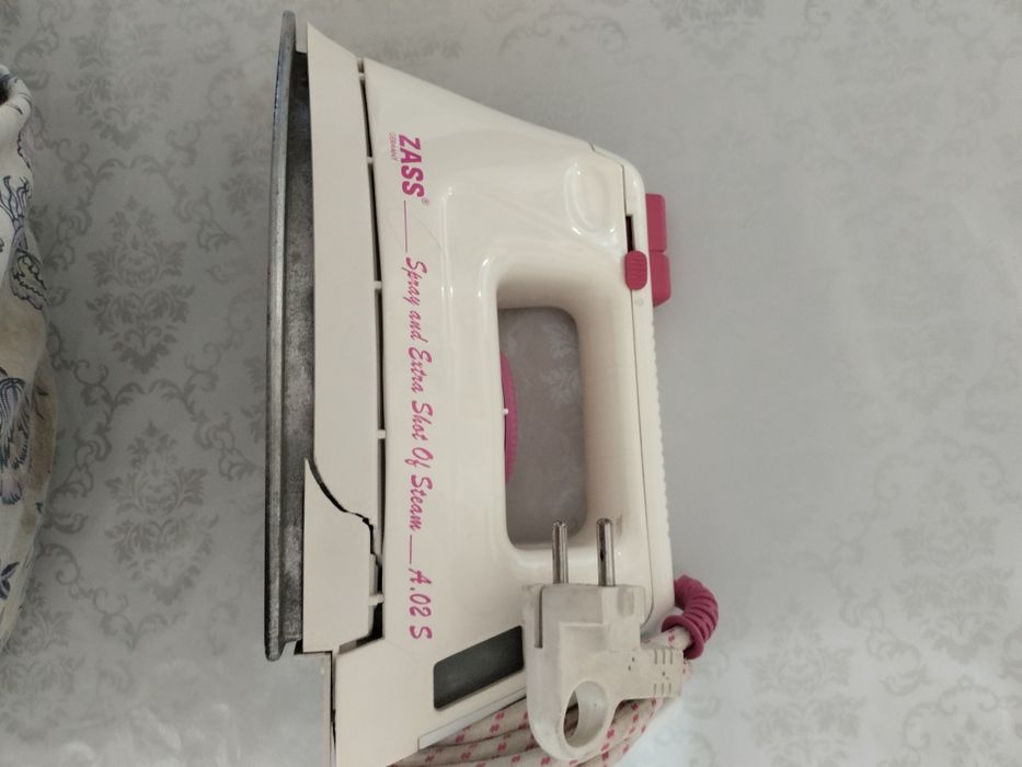 Продам паровой утюг