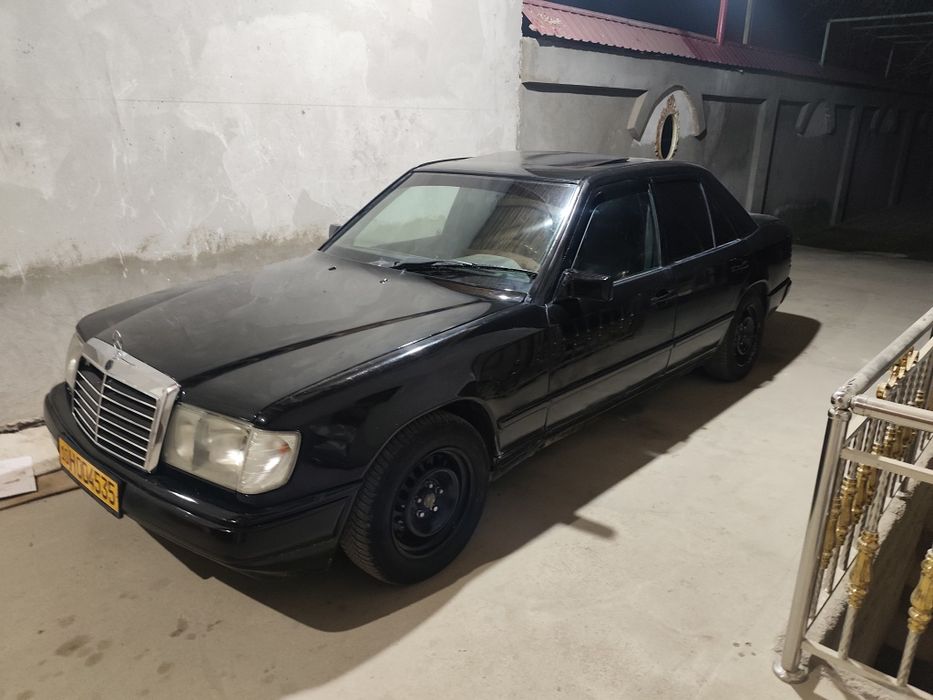 Мерседес 124 Бензин 102 матор Газ Йоо