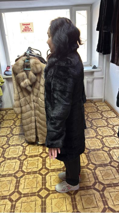 Продам норковую шубу