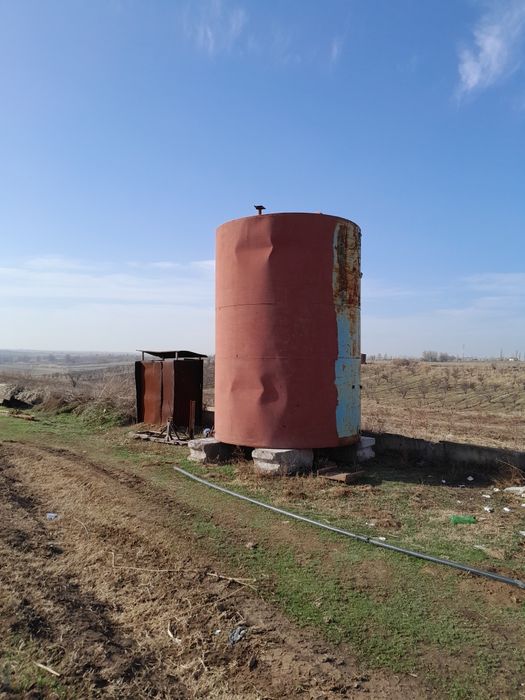 Бочка. Ёмкость. Цистерна сотилади.