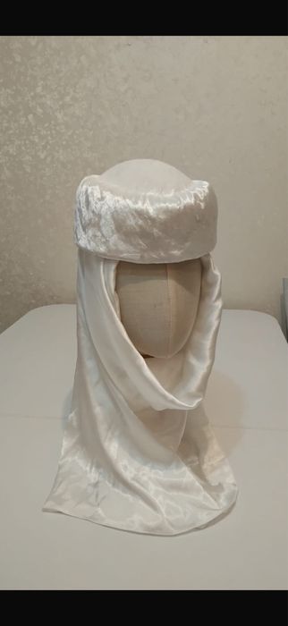 Головной убор ручная работа