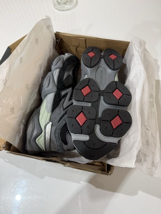 Маратонки New Balance 9060 41.5, 26 см стелка