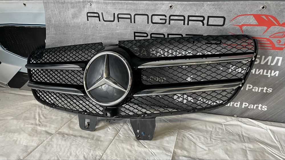 Предна решетка Mercedes V W447 2014-