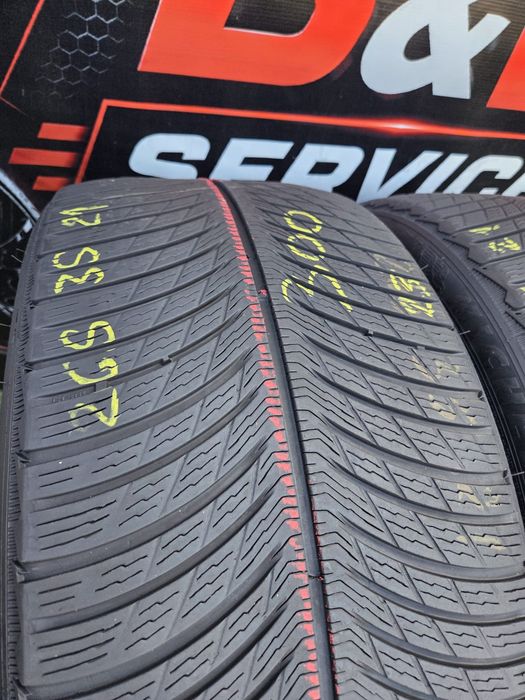 265 35 21 Michelin
