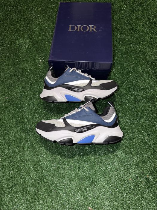 Dior B22