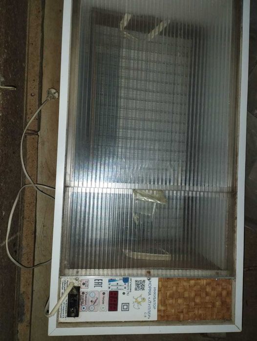 Продам инкубатор