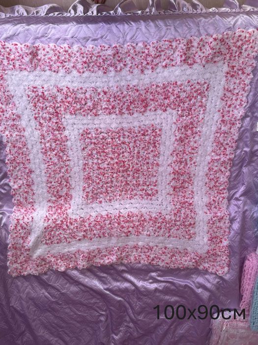 Ръчно изплетени детски пелени