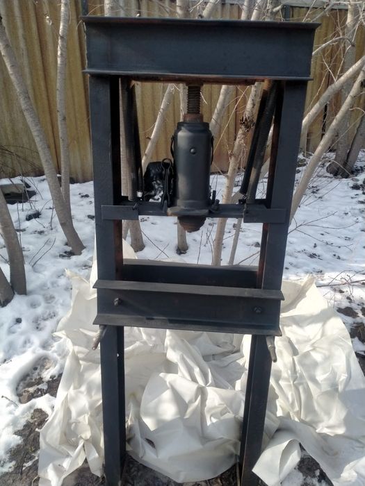 Продам пресс гидравлический