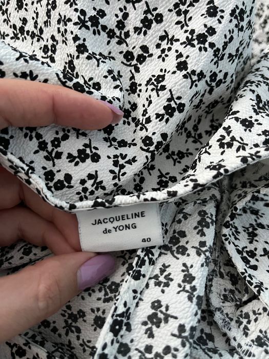 Дамска рокля подходяща за есента