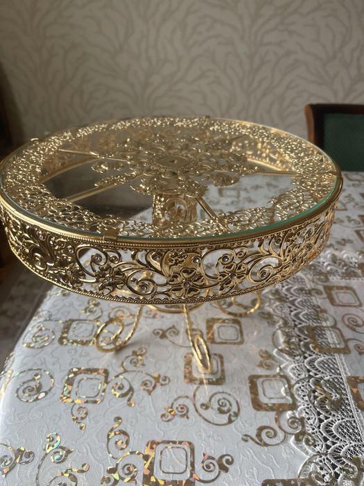 Продается тортница !новая