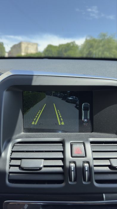 Volvo XC60 R-Design D4 190 CP
