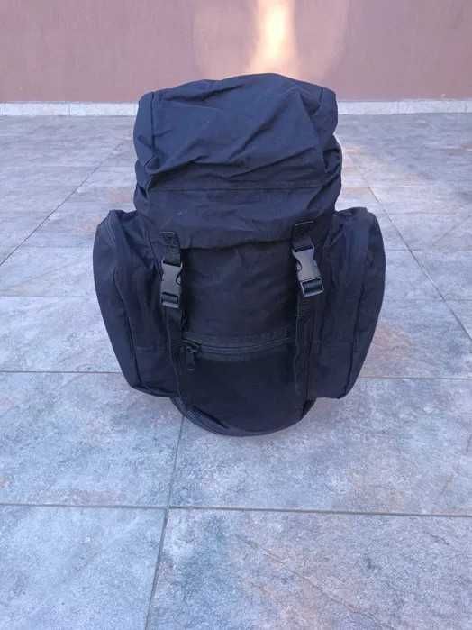 Vând ruscac militar