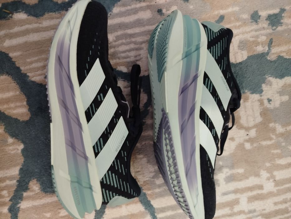 Кроссовки adidas оригинал