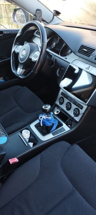 Vând schimb passat b6 2.0  dizel an 2010 ( cu passat b7 2.0)