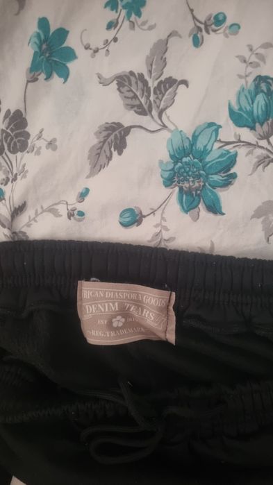 Vând Denim Tears mărimea M