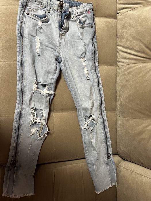 Детски скъсани дънки