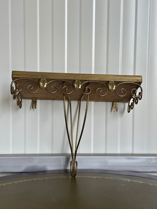 Consola de perete