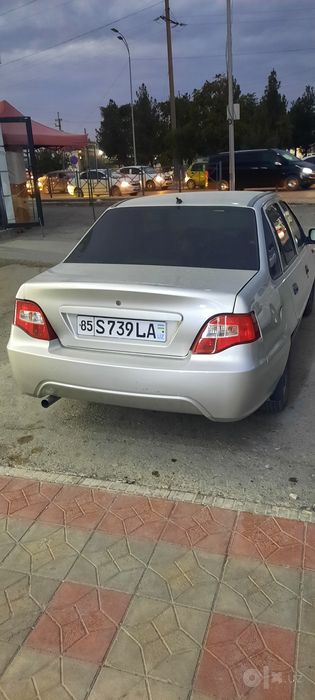 Нексия срочна сотилади