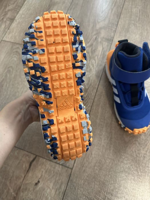 Детски боти Адидас