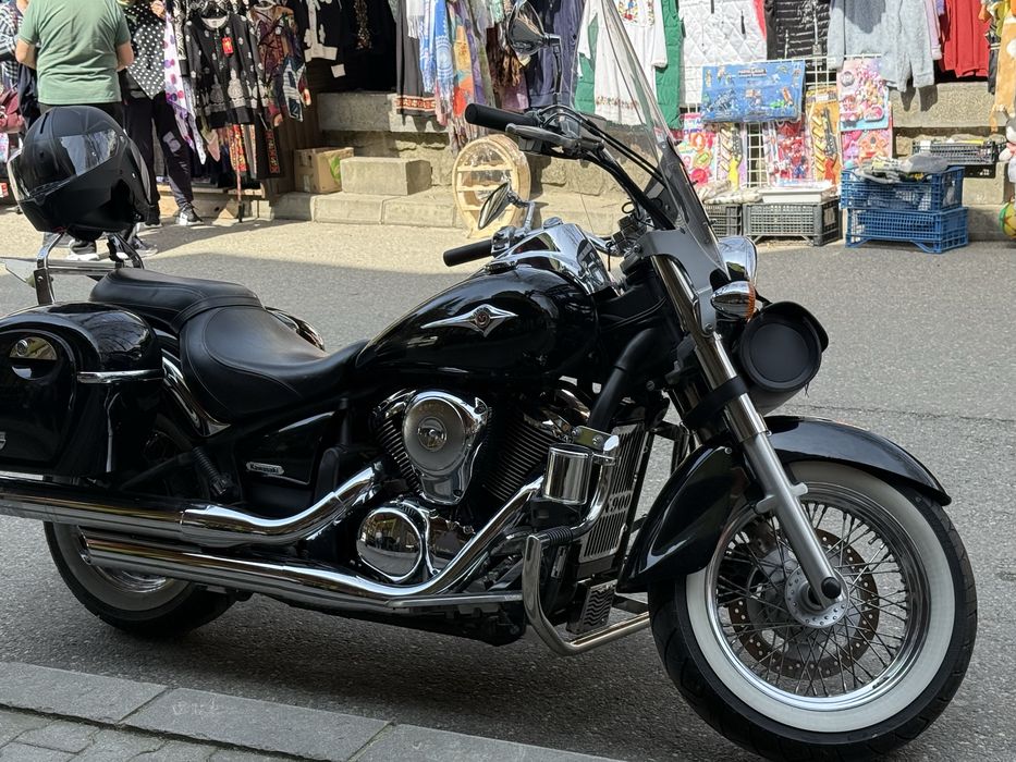 Kawasaki Vulcan vn 900