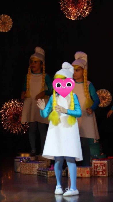 Costum carnaval strumfita