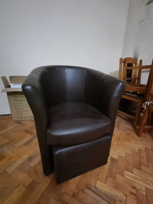 Кафяв фотьойл от еко кожа