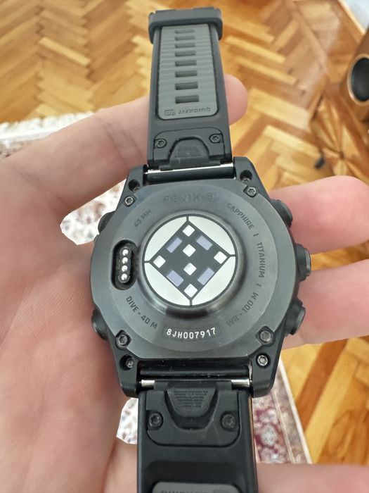 Garmin Fenix 8 Titan Sapphire 43mm