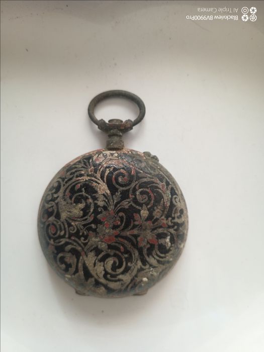 Capac de ceas de buzunar foarte vechi