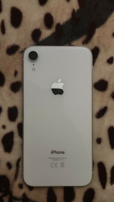 Pachet 2 iPhone – iPhone XR + iPhone 8 | Funcționale | Preț bun